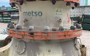 Конусна дробарка Metso GP300S