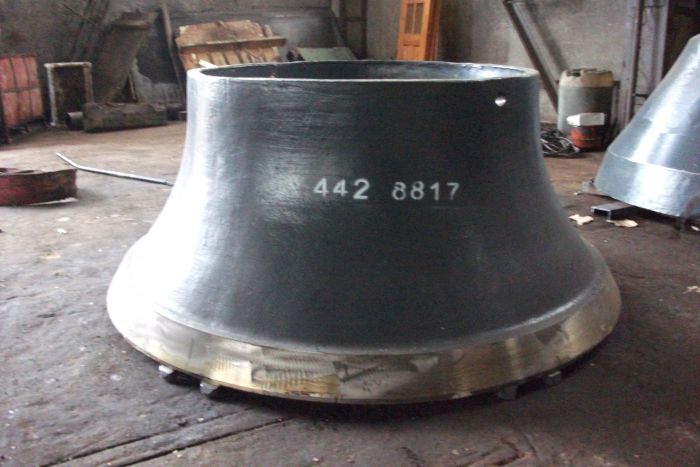 442.8817-02 Concave MF Футерівка чаші Sandvik H6800 CH660